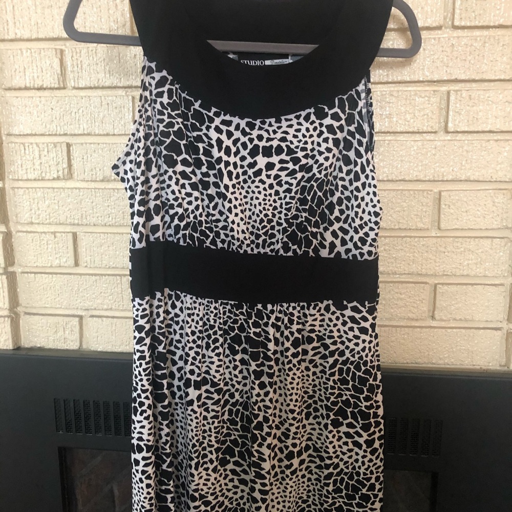 Black and white print dress by Studio Donatello